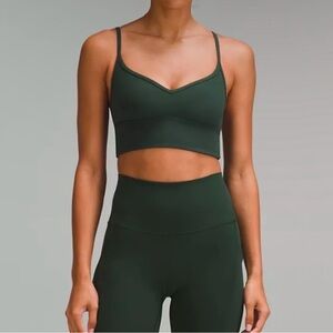 Lululemon sports bra